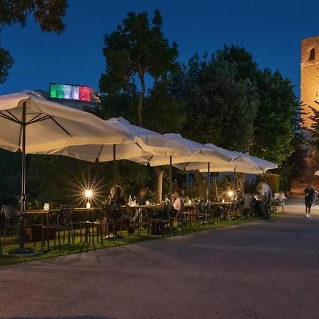 Osteria Belvedere San Leo Extérieur photo