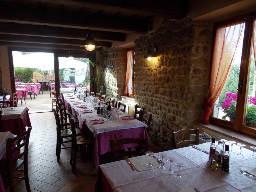 Osteria Belvedere San Leo Extérieur photo